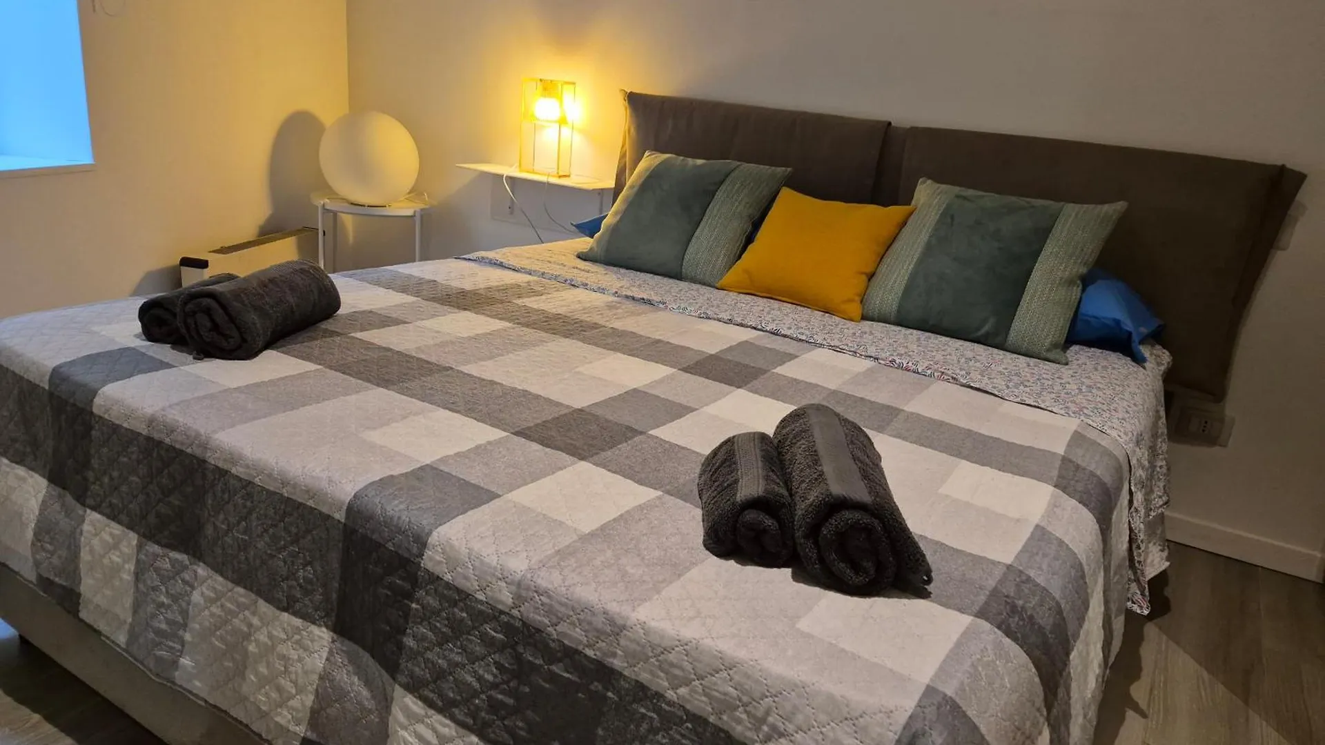T21 Holiday Apartment Bergamo